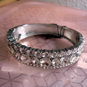 Paparazzi Hinge Bracelet